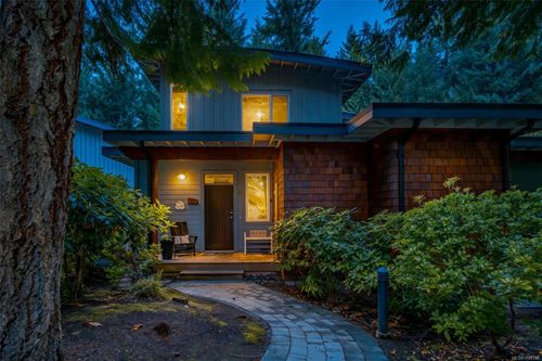 38-1059 Tanglewood Pl, Parksville, BC, V9P2G4 | Card Image
