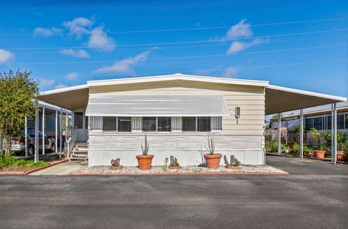 spc-122-1701 S Thornburg St, Santa Maria, CA, 93458-7461 | Card Image