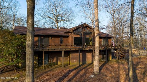 8805 Prairie Schooner Cir, Soddy Daisy, TN, 37379-3151 | Card Image