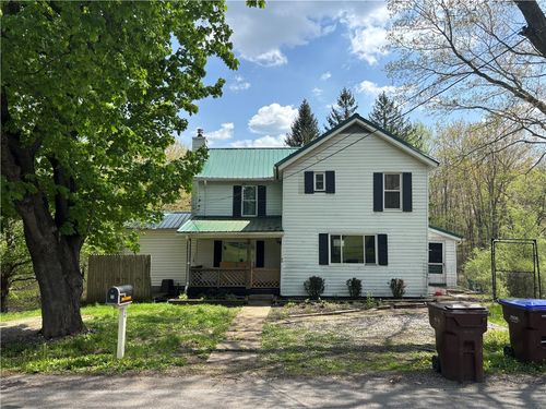 44 Bedford Rd, West Middlesex, PA, 16159-2702 | Card Image