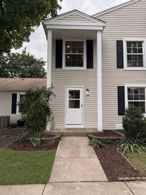 b-506 Darlene Ln, Glendale Heights, IL, 60139-3278 | Card Image