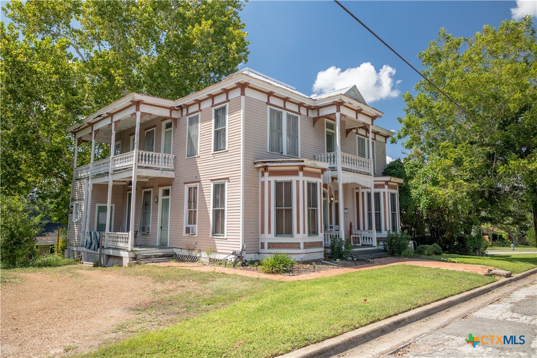 Forrest St, Victoria, TX 77901