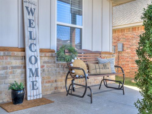 10804 Nw 28th Ter, Yukon, OK, 73099-1831 | Card Image