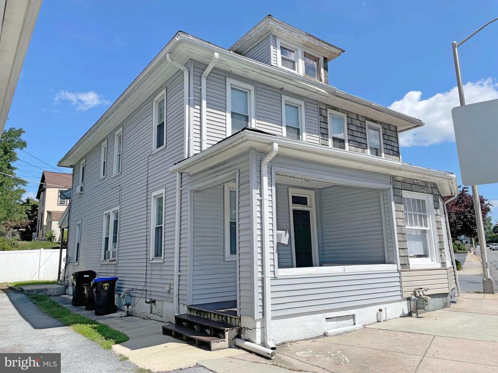 Walnut St, Harrisburg, PA 17103