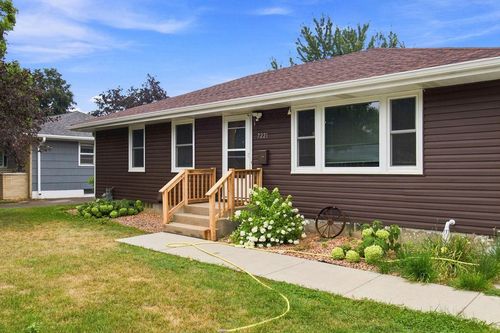 7221 16th Ave S, Richfield, MN, 55423-3402 | Card Image