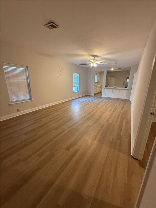 320 Delaware St, Houston, TX, 77029-4714 | Card Image