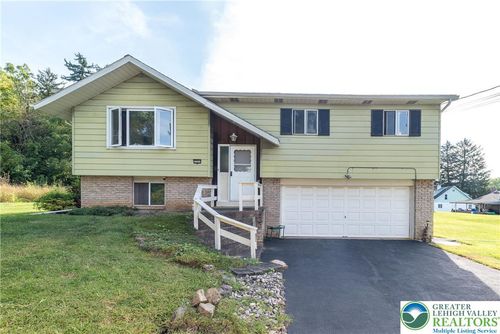 1221 Byfield St, ALLENTOWN, PA, 18103-4281 | Card Image
