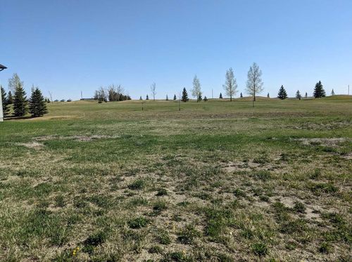 721 Fairways, Vulcan, AB, T0L2B0 | Card Image