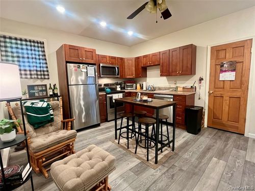 apt-c-73 Webster Ave, Goshen, NY, 10924-1578 | Card Image