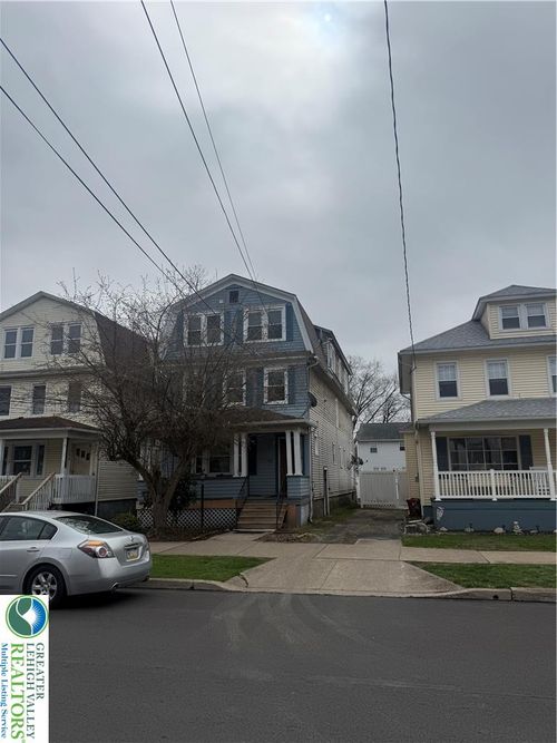 3-122 2nd Ave, Kingston, PA, 18704-5739 | Card Image