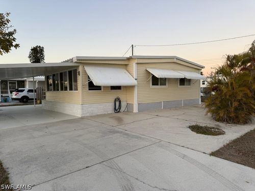 4868 Flamingo Dr, St. James City, FL, 33956-2816 | Card Image