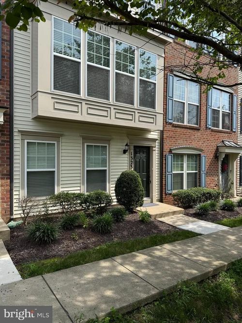 102-13230 Shawnee Ln, CLARKSBURG, MD, 20871-9500 | Card Image