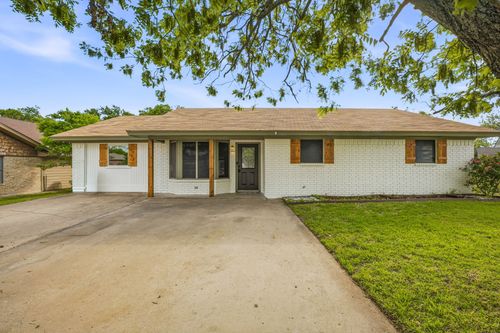 115 Doublehorn St, Stephenville, TX, 76401-2171 | Card Image