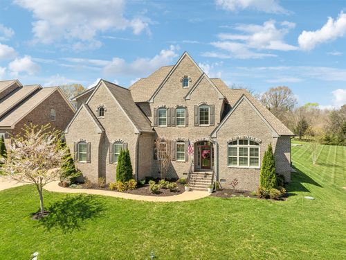 9133 Holstein Dr, Nolensville, TN, 37135-2920 | Card Image