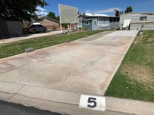 unit-5-1150 W Red Hills Pkwy, Washington, UT, 84780-1310 | Card Image