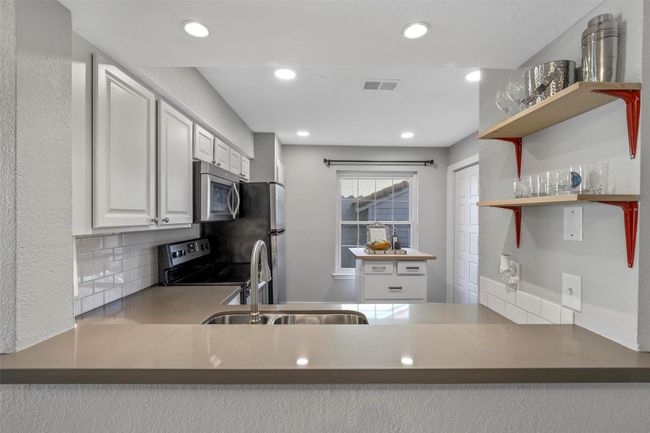 APT-5F - 4777 Cedar Springs Rd, Condo with 1 bedrooms, 2 bathrooms and null parking in Dallas TX | Image 7