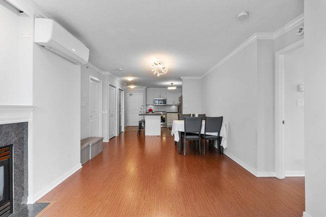 1203 - 2138 Madison Ave, Condo with 2 bedrooms, 2 bathrooms and 2 parking in Burnaby BC | Image 8