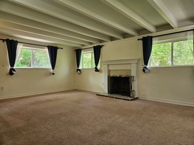 Family room (Lower) | Image 20