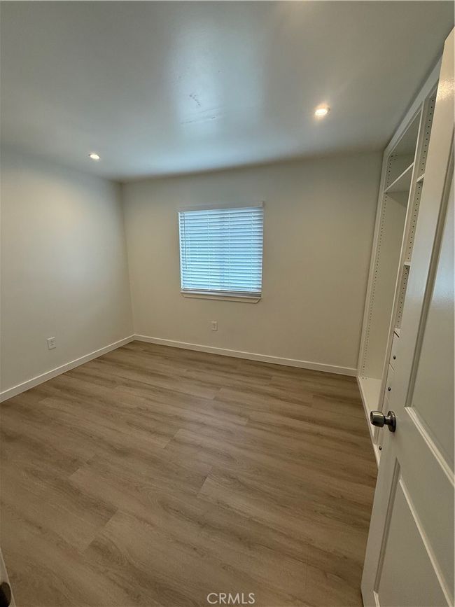 1109 E 1 St St, Condo with 3 bedrooms, 2 bathrooms and 2 parking in Tustin CA | Image 8