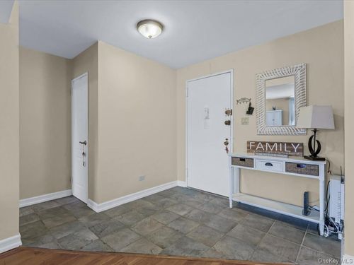 apt-6m-241 Northern Blvd, Douglaston, NY, 11362-1016 | Card Image