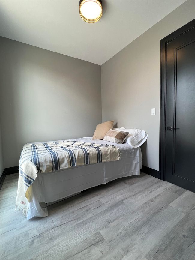 APT-2R - 55 Logan Ave, Condo with 2 bedrooms, 1 bathrooms and null parking in Jersey City NJ | Image 24
