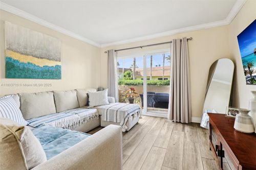 apt-104-14500 Sw 88th Ave, Palmetto Bay, FL, 33176-8001 | Card Image