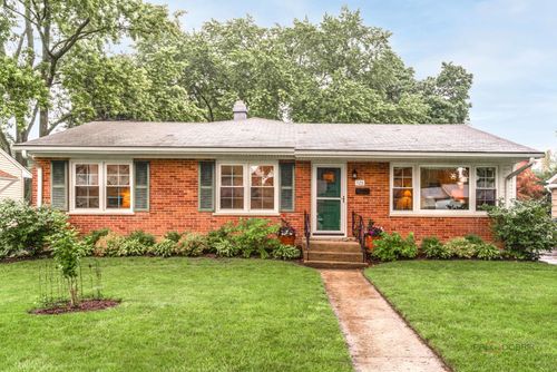 528 Ames Street, Libertyville, IL, 60048 | Card Image