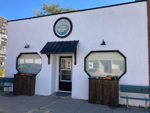 108 N Main St, Quimby, IA, 51049-7062 | Card Image