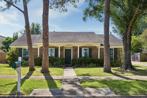 1714 Ashford Hollow Ln, Houston, TX, 77077-4810 | Card Image