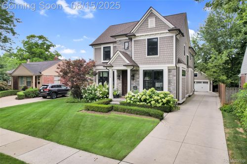 1598 Pierce St, Birmingham, MI, 48009-2002 | Card Image