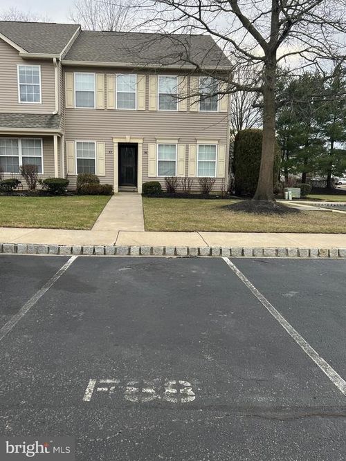 32 Foxglove Dr, Delran, NJ, 08075-2042 | Card Image