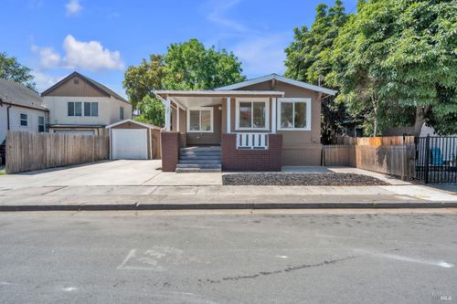 107 Mayo Ave, Vallejo, CA, 94590-7106 | Card Image