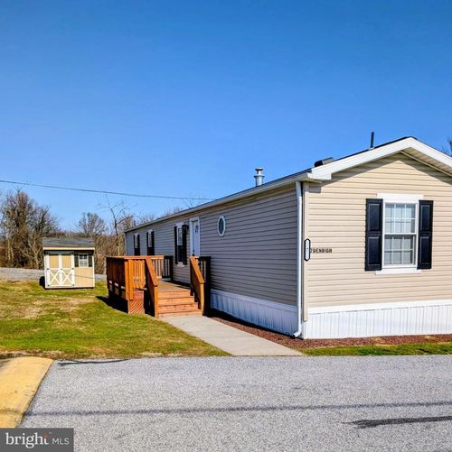 7 Denbigh Ln, COATESVILLE, PA, 19320-4265 | Card Image