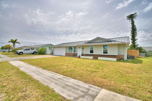 13495 Newport Ave, PORT CHARLOTTE, FL, 33981-6144 | Card Image