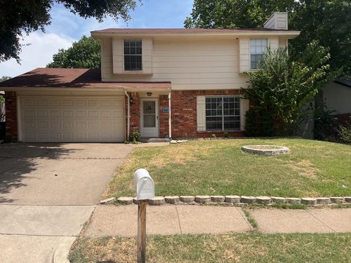 6513 Westridge Dr, Watauga, TX, 76148-1759 | Card Image