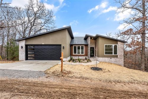 21 Shefford Ln, Bella Vista, AR, 72714-3933 | Card Image