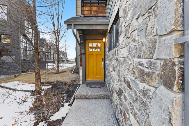 452 Ascot Cir Sw, Townhouse with 3 bedrooms, 3 bathrooms and 3 parking in Calgary AB | Image 4