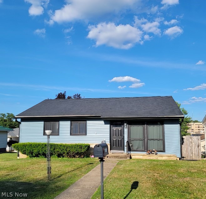 13th St, Cambridge, OH 43725
