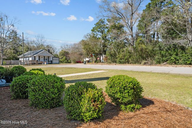 409 Myrtle Ave, House other with 3 bedrooms, 2 bathrooms and 2 parking in Hamlet NC | Image 56