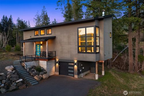 118 Burl Ln, Packwood, WA, 98361-6501 | Card Image