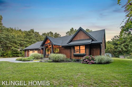 13698 Stearns Ct, Grand Haven, MI, 49417-9710 | Card Image