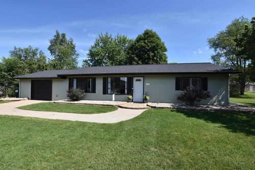 426 E Green Meadow Drive, WAUTOMA, WI, 54982 | Card Image