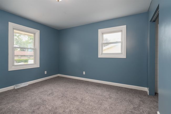 817 N Mohave Dr, House other with 4 bedrooms, 2 bathrooms and 4 parking in Pontiac IL | Image 19