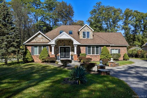 45 Evergreen Ave, Poughkeepsie, NY, 12601-5206 | Card Image