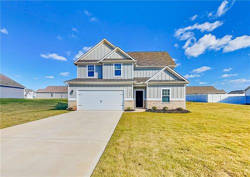 1205 Fendt Dr, Locust Grove, GA, 30248-1108 | Card Image