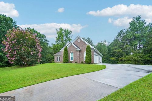 145 Clear Spring Ln, Oxford, GA, 30054-4628 | Card Image