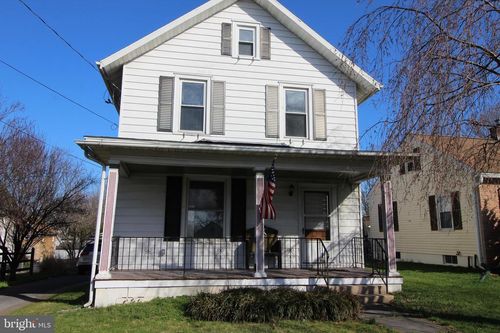 5 S Singer Ave, PARADISE, PA, 17562-9656 | Card Image