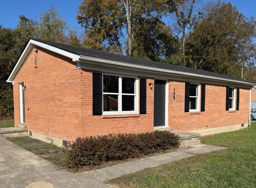 105 Brushwood Ct, Berea, KY, 40403 | Card Image