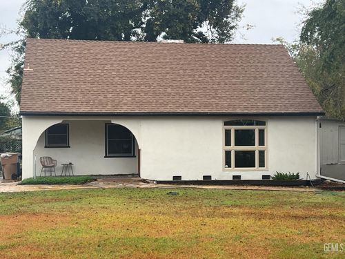 2820 Alta Vista Dr, Bakersfield, CA, 93305 | Card Image