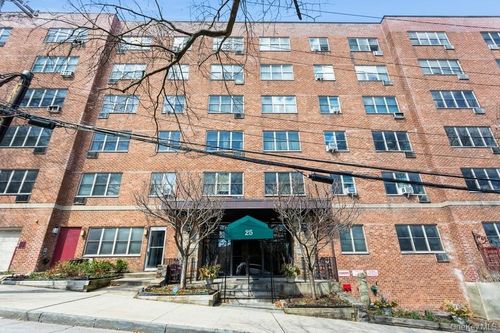 2a-25 Franklin Ave, White Plains, NY, 10601-3814 | Card Image
